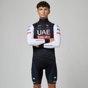 Herren Pissei Team UAE 2024 Bufera weste